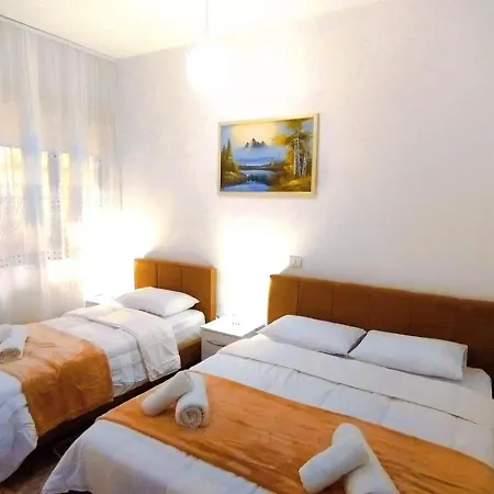 Sazan Apartment-tirana Center 公寓