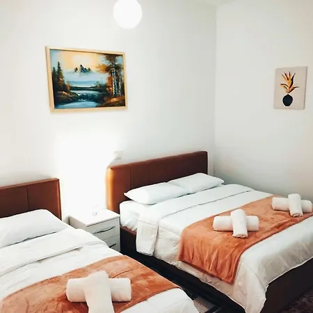 Sazan Apartment