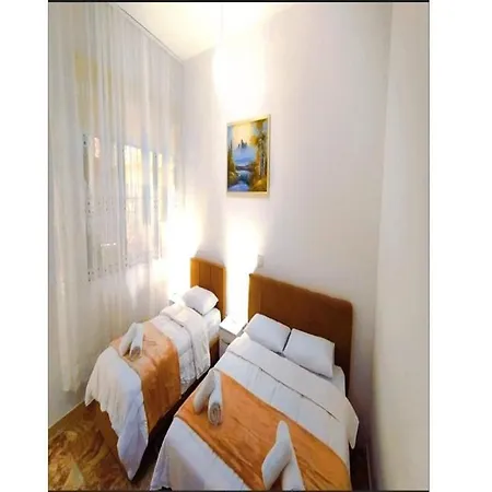 Sazan Apartment