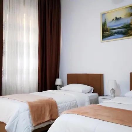 Sazan Apartment-tirana Center 公寓 *