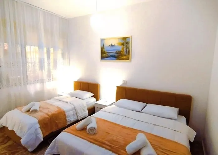 Sazan Apartment-tirana Center דירה